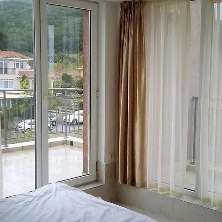 Apartment In Apart Complex Sunset Kosharitsa Sunny Beach